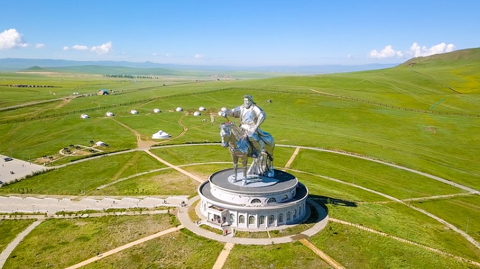 Bảo tàng phức hợp Tượng Chinggis