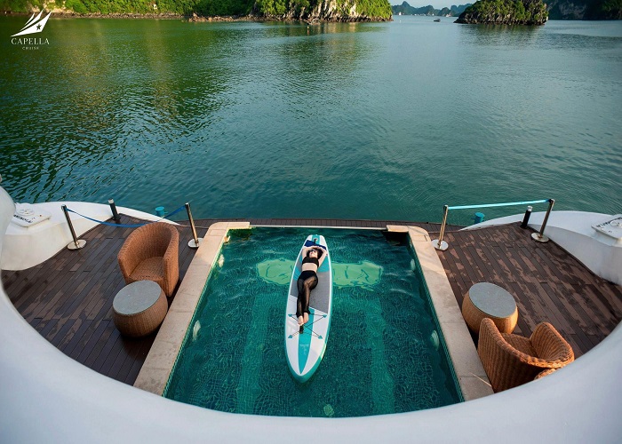 Tour du thuyền 5* Capella 2N1Đ ngủ đêm trên Vịnh Hạ Long