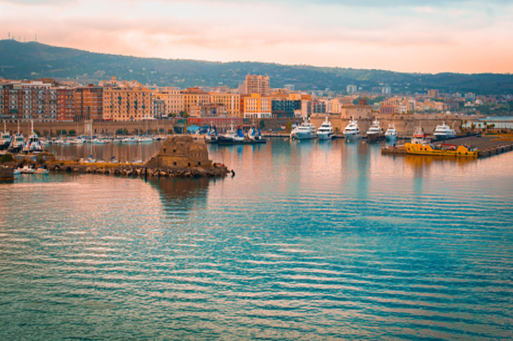 cảng Civitavecchia