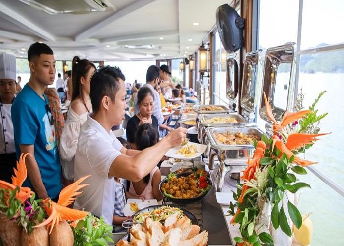 Du thuyền 5* Catamaran 1 Ngày thăm Vịnh Hạ Long
