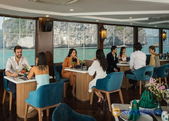 Du thuyền 5* Catamaran 1 Ngày thăm Vịnh Hạ Long