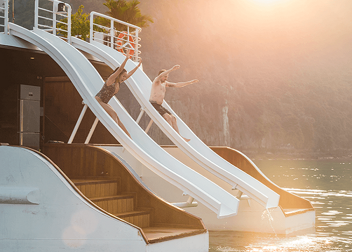 Du thuyền 5* Catamaran 1 Ngày thăm Vịnh Hạ Long