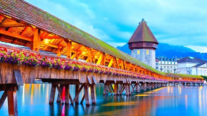 Cầu gỗ Chapel Bridge