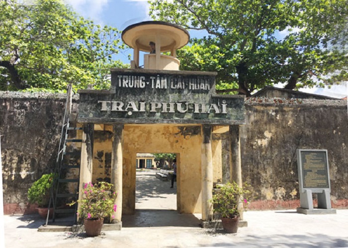 Hà Nội - Sài Gòn - Côn Đảo  3 Ngày 2 Đêm + Bay Vietnam Airlines