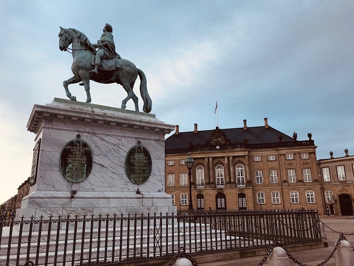 Cung điện Amalienborg 