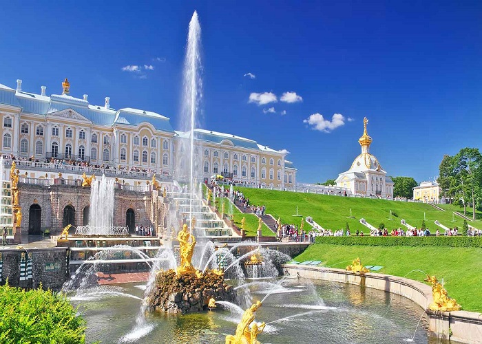 Du lịch Nga: Hà Nội - Matxcova - St. Petersburg - Hà Nội 9 Ngày Bay Vietnam Airlines + 2 chặng tàu cao tốc