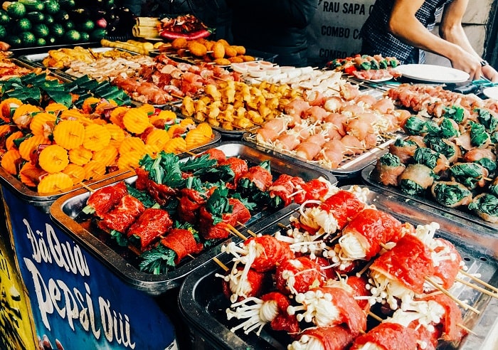 Thưởng thức đồ nướng Sapa