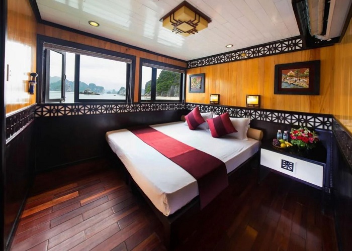 Tour du thuyền 5* Dragon King 1N thăm Vịnh Hạ Long