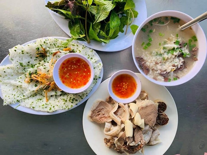 Bánh hỏi lòng heo ăn một lần nhớ mãi