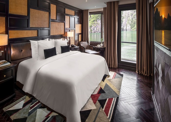 Tour du thuyền 5* Ambassador 1N thăm Vịnh Hạ Long