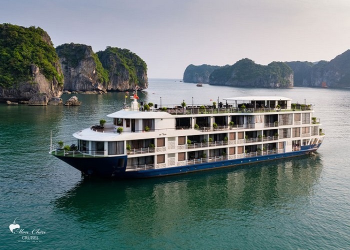 Tour du thuyền 5* Mon Cheri 2N1Đ ngủ đêm trên Vịnh Hạ Long