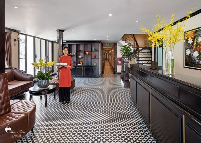 Tour du thuyền 5* Mon Cheri 2N1Đ ngủ đêm trên Vịnh Hạ Long