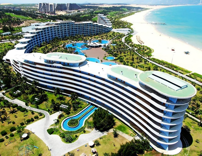 Từ trên cao nhìn xuống của FLC Luxury Quy Nhơn 5 sao