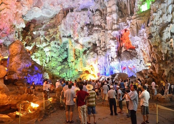 Hà Nội - Vịnh Hạ Long - Hạ Long Park - Bãi Cháy 3N2Đ Ô tô