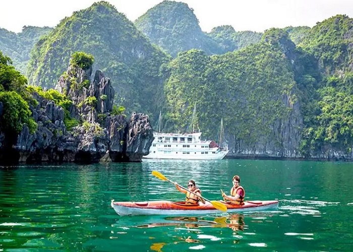 Du thuyền 5* Jade Sails 1 Ngày thăm Vịnh Hạ Long