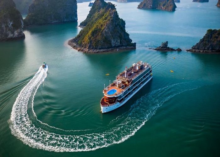 Tour du thuyền 5* Heritage Bình Chuẩn 2N1Đ ngủ đêm trên Vịnh Hạ Long