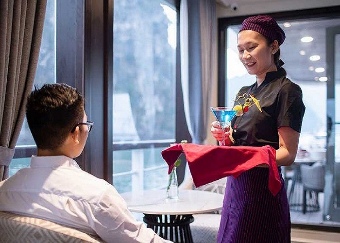 Du thuyền 5* Jade Sails 1 Ngày thăm Vịnh Hạ Long