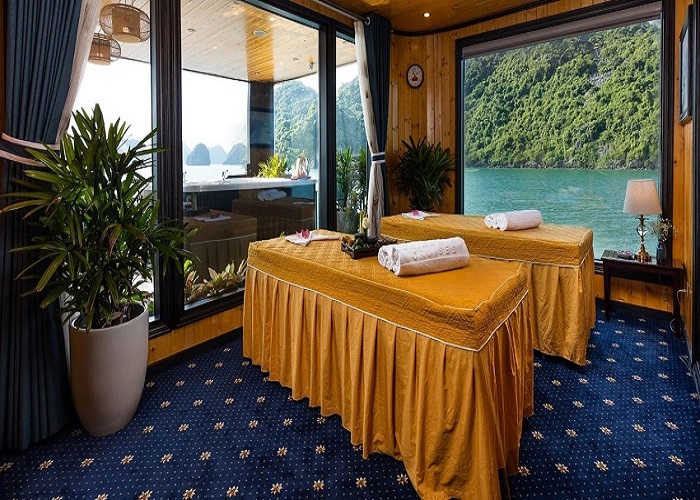 Du thuyền 5* La Regina 1 Ngày thăm Vịnh Hạ Long