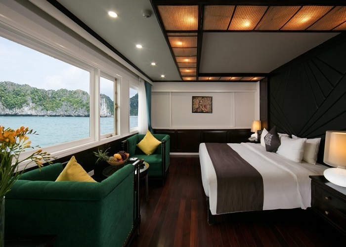 Tour du thuyền 4* La Regina Royal 2N1Đ ngủ đêm trên Vịnh Hạ Long