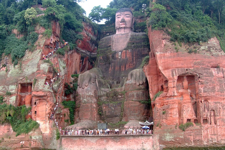 Lạc Sơn Đài Phật 