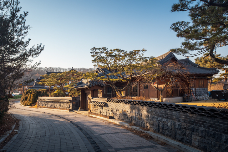 Du Lịch Hàn Quốc: Hà Nội - Busan - Gyeongju - Seoul - Tàu Điện - Trượt Tuyết Elysian - Làng Cổ Eunpyeong 6 Ngày Bay Vietnam Airlines