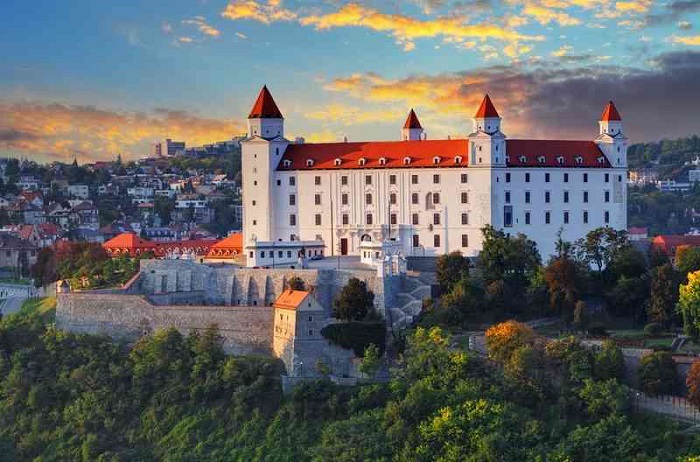 Lâu đài Bratislava
