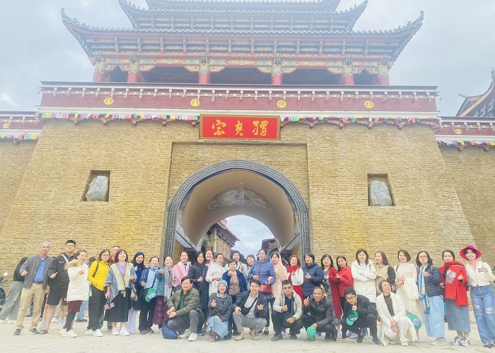 Du Lịch Trung Quốc 5N4Đ: HCM - Lệ Giang - Shangrila 5 Ngày, Bay thẳng Ruili Airlines - Tour No Shopping + KS 4*