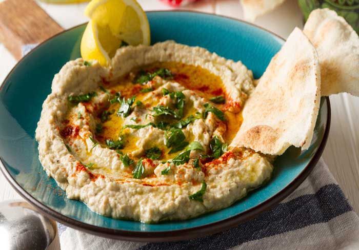 Hummus là một món ăn khai vị không thể thiếu trong ẩm thực Trung Đông