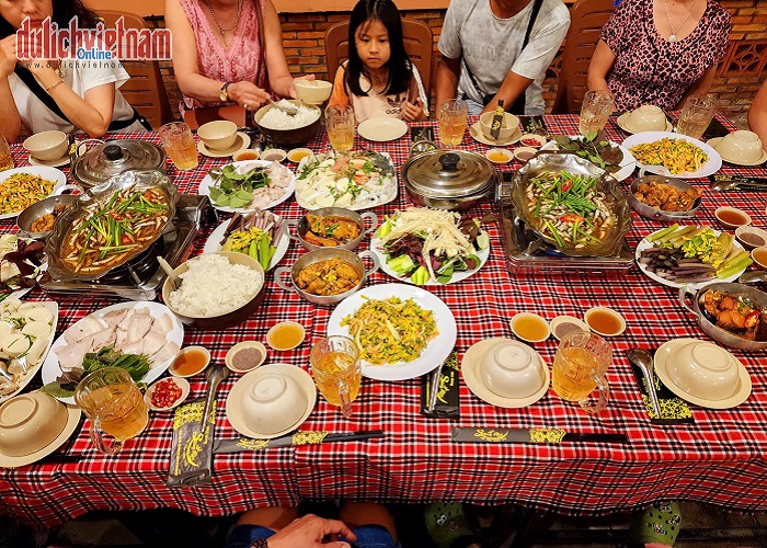 Tour miền Tây 4N3Đ: Từ Đà Nẵng - SB HCM - Mỹ Tho - Cần Thơ - Sóc Trăng - Bạc Liêu - Cà Mau - Đất Mũi - Cần Thơ - Đà Nẵng, Bay Vietjet Air + KS 3*