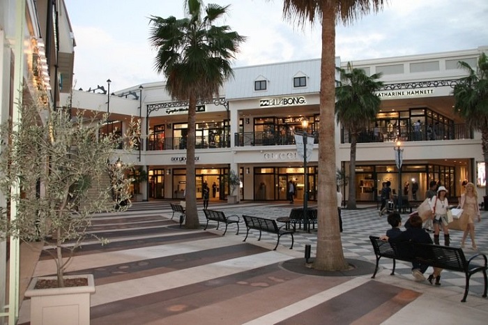 Tự do mua sắm tại Mitsui Outlet Park Jazz Dream Nagashima