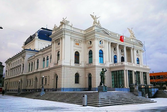 Nhà hát Opera Zürich 