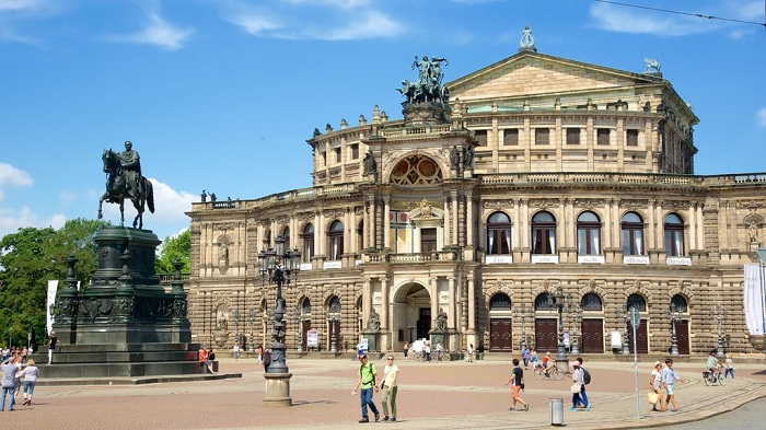 Nhà hát Semperoper