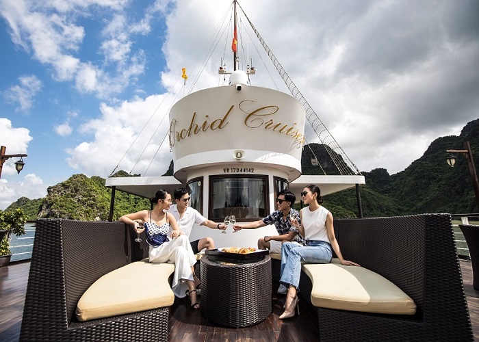 Tour du thuyền 5* Orchid Classic 2N1Đ ngủ đêm trên Vịnh Hạ Long