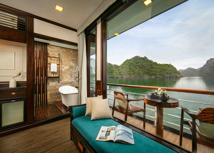 Tour du thuyền 5* Orchid Trendy 2N1Đ ngủ đêm trên Vịnh Hạ Long