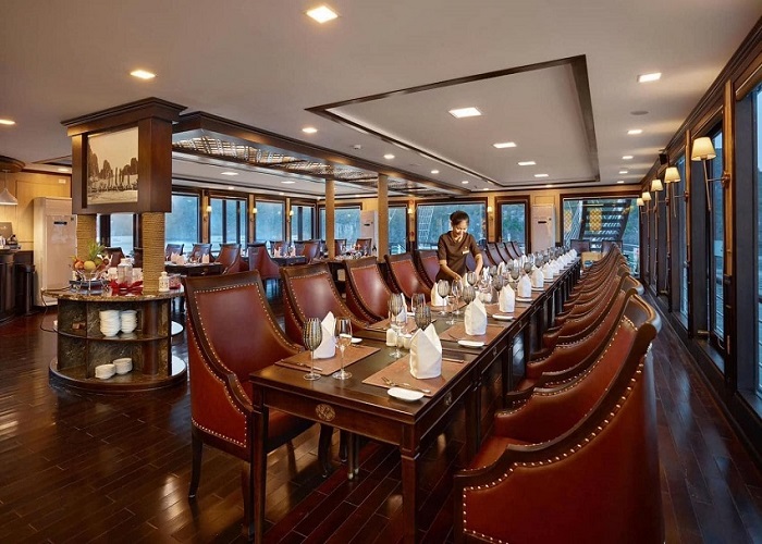 Tour du thuyền 5* Orchid Trendy 2N1Đ ngủ đêm trên Vịnh Hạ Long