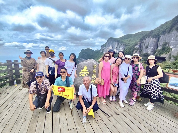 Tour Trung Quốc: Đà Nẵng - Hà Nội - Trùng Khánh - Vũ Long 5 Ngày, Bay West Air + KS 4*