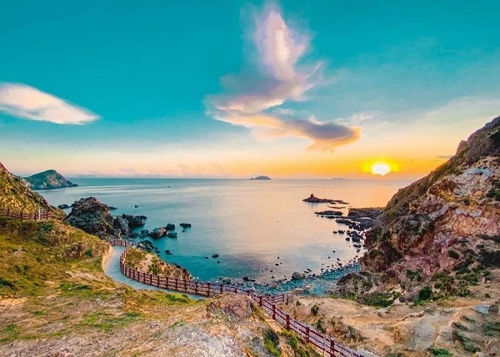 Tour Miền Trung 4N3Đ: Từ Hà Nội - Quy Nhơn - Phú Yên 4 Ngày Bay VN