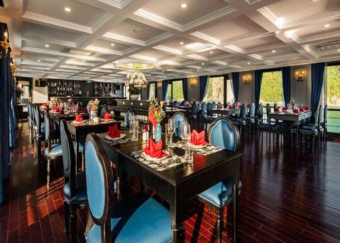 Tour du thuyền 5* Rosy 2N1Đ ngủ đêm trên Vịnh Hạ Long