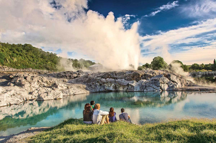 Du Lịch New Zealand: Hà Nội - Auckland - Matamata - Rotorua - Waitomo - Queenstown - Milford Sound  Mt Cook - Tekapo - Christchurch 9 Ngày Bay China Southern Airlines