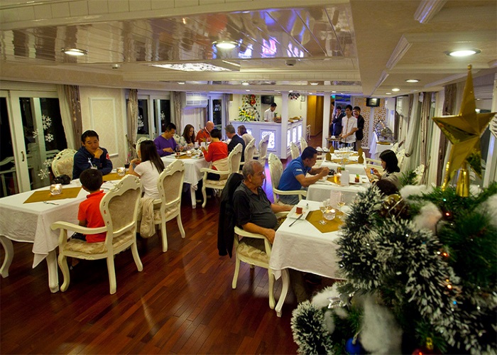 Tour du thuyền 5* Signature Cruise 2N1Đ ngủ đêm trên Vịnh Hạ Long