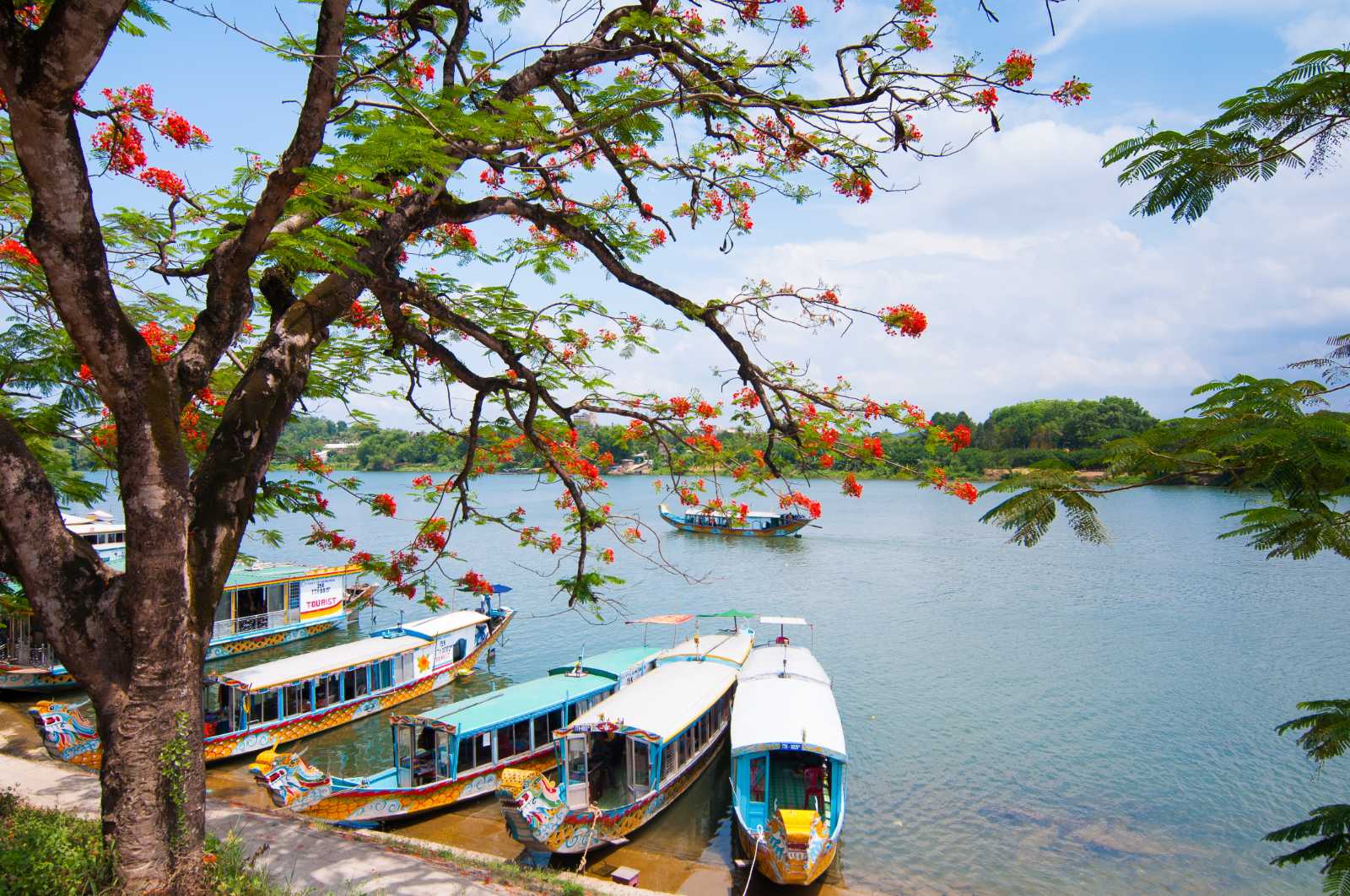 Sông Hương - linh hồn của Huế Sông Hương - linh hồn của Huế