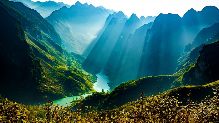 Du Lịch Đông Bắc: Hà Nội - Hà Giang - Lũng Cú - Sông Nho Quế - Thác Bản Giốc - Động Ngườm Ngao - Pác Bó - Hồ Ba Bể 5 Ngày + Xe Ôtô