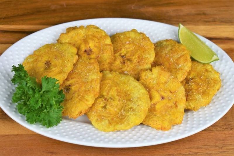 Món chuối chiên Tostones nổi tiếng ở Cuba