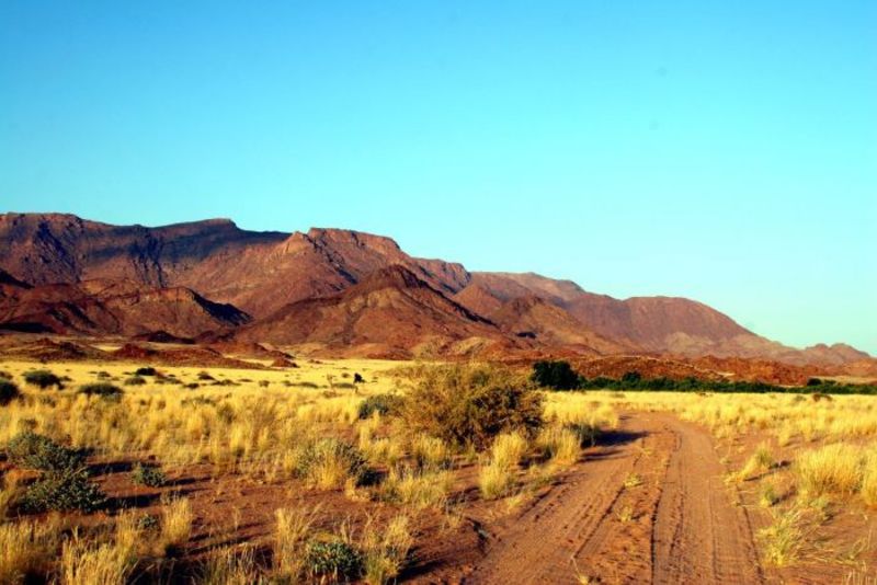 Khung cảnh độc đáo khi đến núi Brandberg