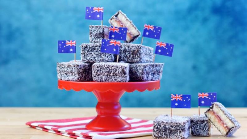 Nếm thử hương vị bánh xốp Lamingtons khi đi Úc du lịch 