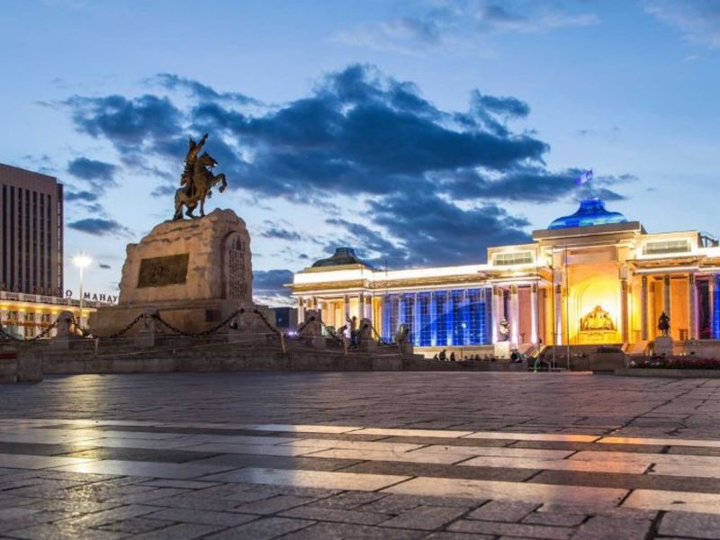 Check in thủ đô Ulaanbaatar – Biểu tượng của văn hóa, chính trị ở Mông Cổ 