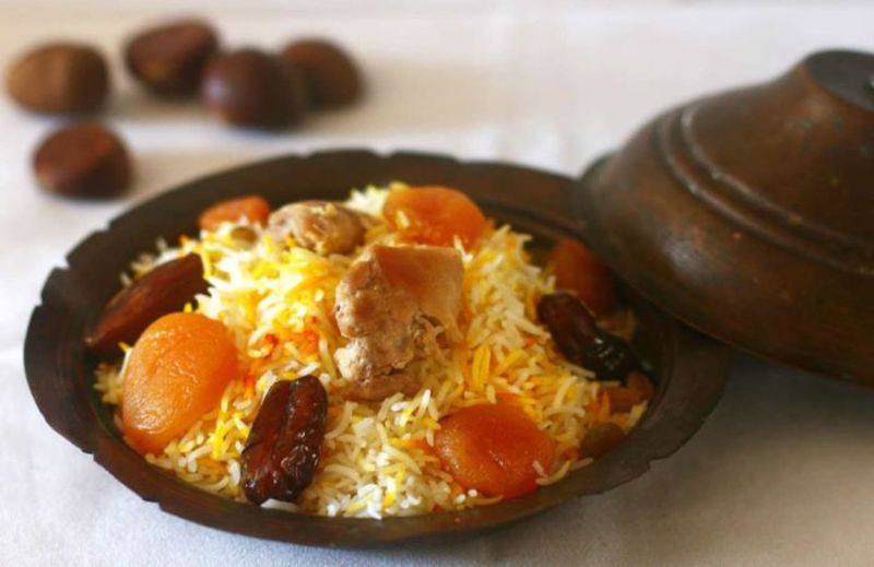 Nếm thử món Plov để cảm nhận tinh túy văn hóa ẩm thực ở đất nước Azerbaijan 