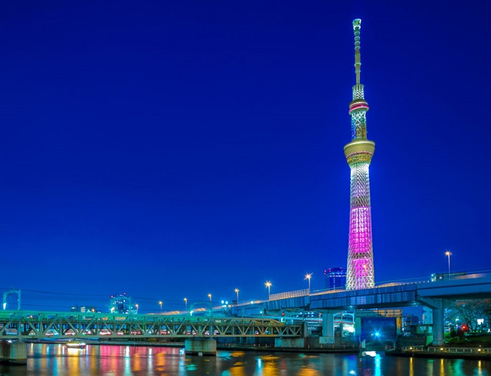 Tháp truyền hình Tokyo Sky Tree 