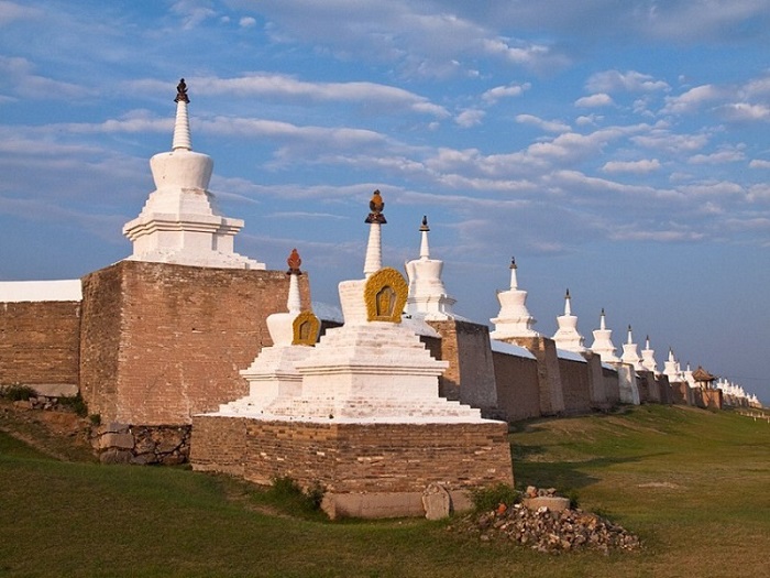 Tu viện Erdene Zuu Mông Cổ