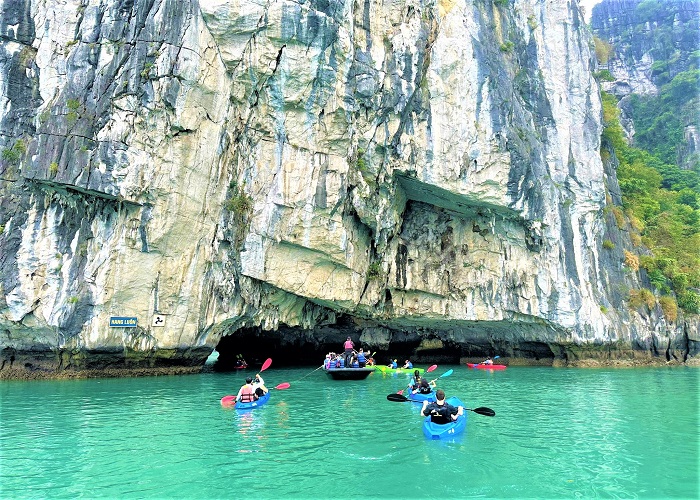 Tour du thuyền 5* V-Dream 1N thăm Vịnh Hạ Long
